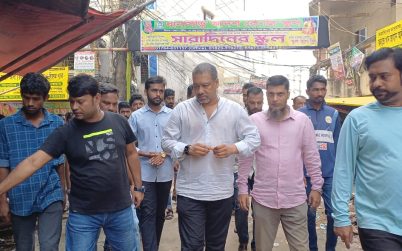 ইপিজেড থানার বিভিন্ন সড়কের সংস্কার কাজ পরিদর্শন করলেন সাবেক কাউন্সিলর রাসেল