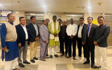 বিএনপি চেয়ারপার্সন খালেদা জিয়াকে দেখতে এভারকেয়ার হাসপাতালে জাতীয় পার্টির শীর্ষ নেতৃবৃন্দ