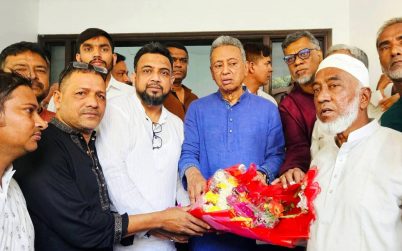 চট্টগ্রামে অর্থ ও পরিকল্পনা মন্ত্রী আমির খসরু মাহমুদ চৌধুরীকে উষ্ণ সংবর্ধনা