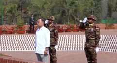 জাতীয় স্মৃতিসৌধে প্রধানমন্ত্রী তারেক রহমানের শ্রদ্ধা