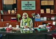 প্রাথমিকে ফিরছে বৃত্তি, শিক্ষামন্ত্রীকে অভিনন্দন জানালেন অধ্যক্ষ তাহমিনা আকতার