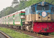 ৩ ট্রেনে পরীক্ষামূলক স্টারলিংকের ইন্টারনেট চালু