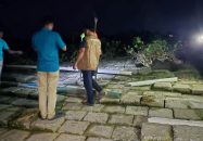 কুয়াকাটা সমুদ্রসৈকত থেকে অবৈধভাবে বালু উত্তোলন, সাংবাদিকের ভিডিও বার্তা পেয়ে ব্যবস্থা নিলো প্রশাসন