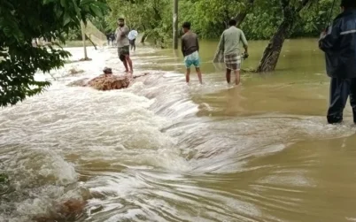 বিপৎসীমার ওপরে তিন নদীর পানি, নতুন এলাকায় বন্যার শঙ্কা