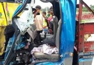 বগুড়ায় দুই ট্রাকের সংঘর্ষে নিহত ৪