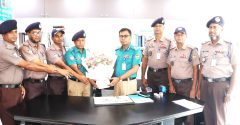 বরিশালে ট্রাফিক বিভাগ কার্যালয় পরিদর্শন করলেন পুলিশ কমিশনার আবু রায়হান