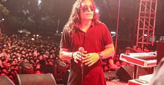 মঞ্চে একজন শিল্পীর দিকে বোতল ছুড়ে মারা হবে এমনটি কখনও ভাবিনি, তবুও বিষয়টি ক্ষমাসুন্দর দৃষ্টিতে দেখতে চাই