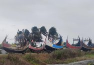 উপকূলে ভারী বৃষ্টির আভাস, তিন নম্বর সতর্কসংকেত